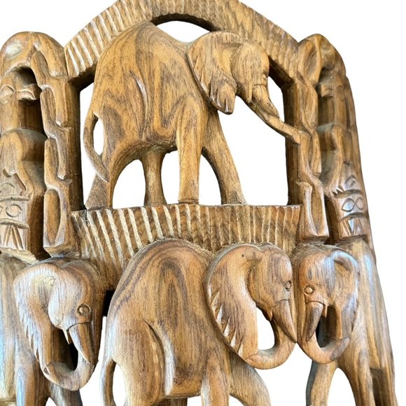 Africa Tribal Mask - Picture 4 of 5